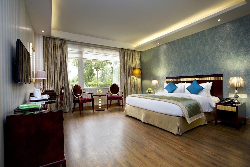 Atrio By Devam Hotel Gurgaon Exterior foto