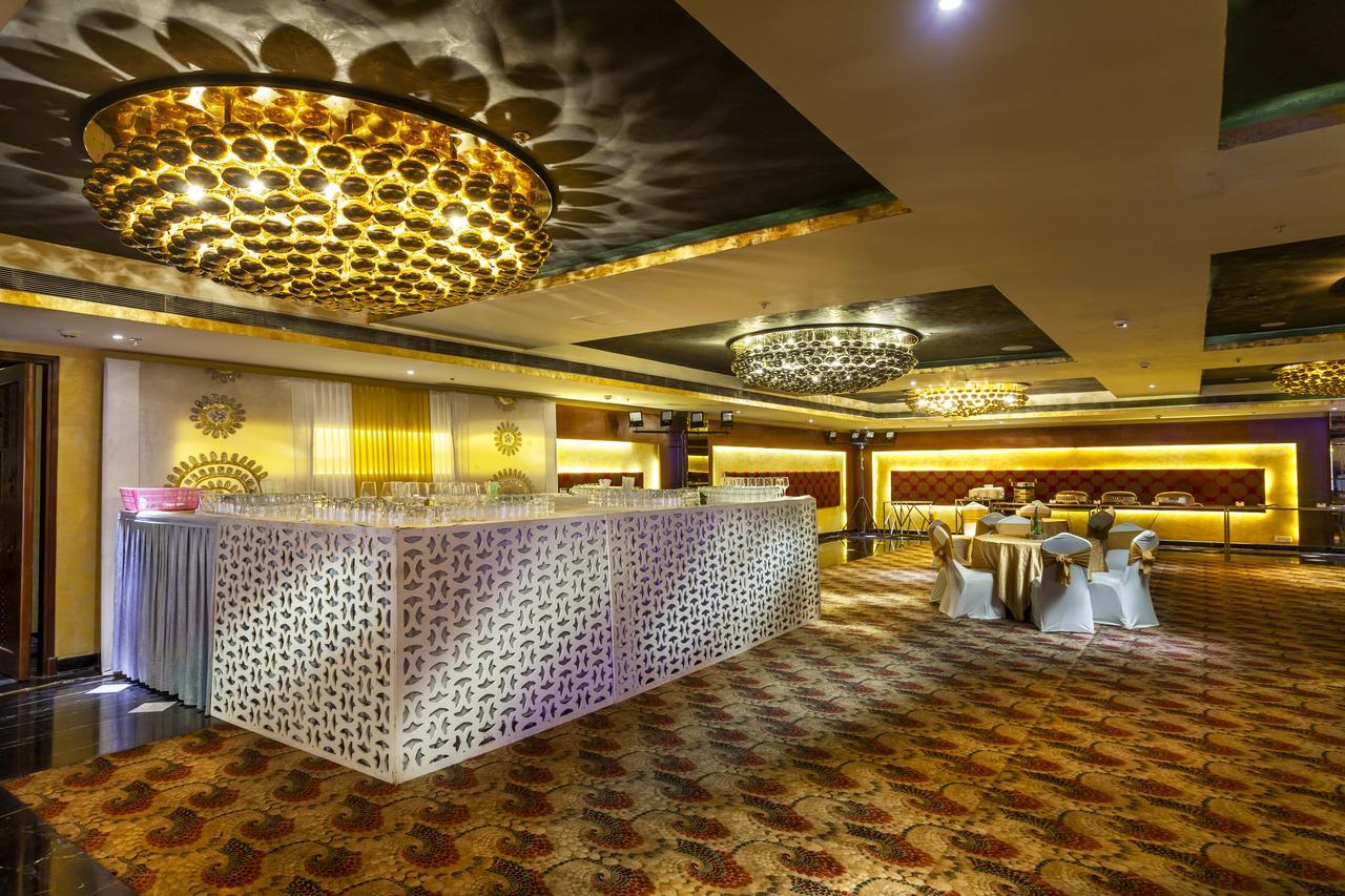 Atrio By Devam Hotel Gurgaon Exterior foto