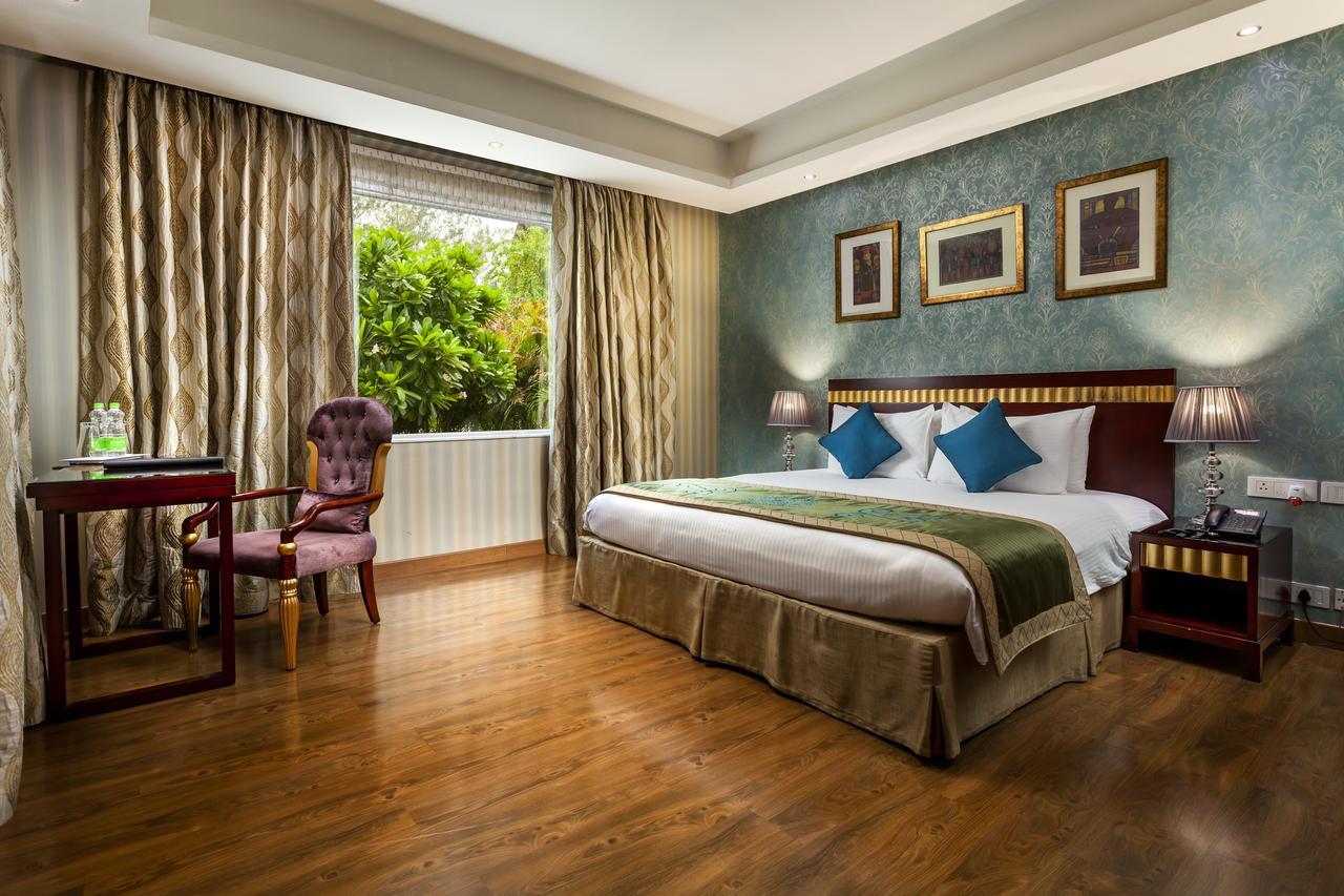 Atrio By Devam Hotel Gurgaon Exterior foto